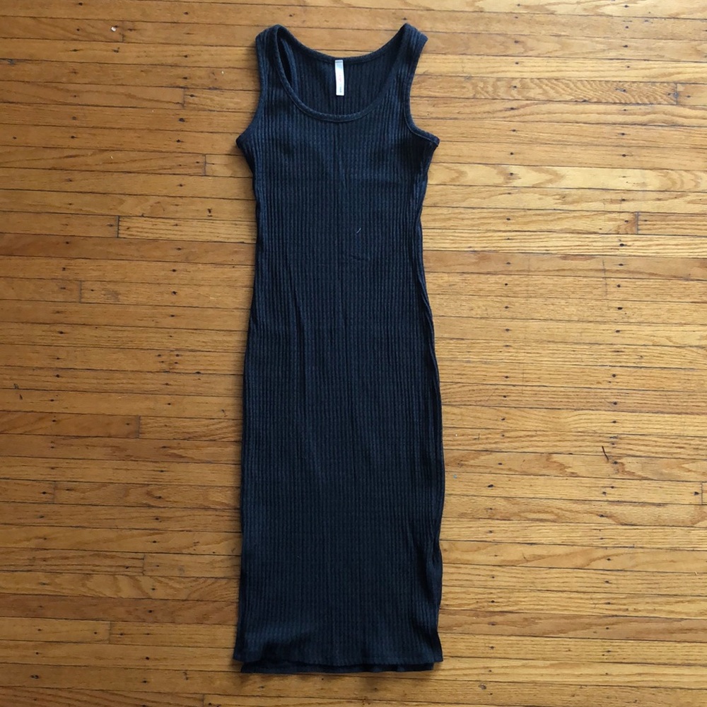 Form fitting maxi dress